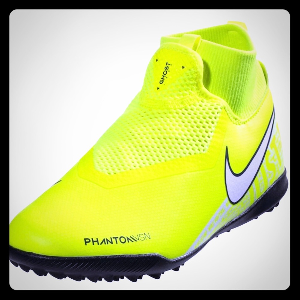 Nike Phantom Soccer Cleats Mens 7.5